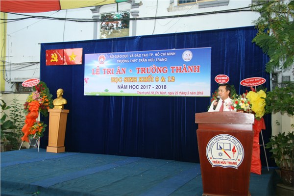 Ông Võ Thiện Cang - Hiệu trưởng trường THPT Trần Hữu Trang